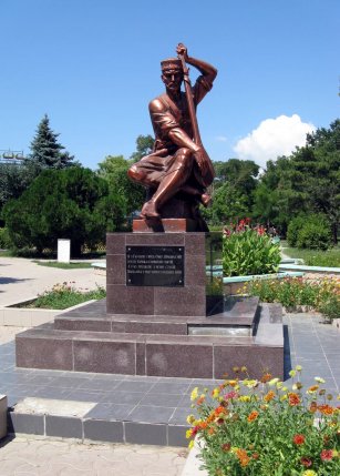 Памятник Ашик Омеру
